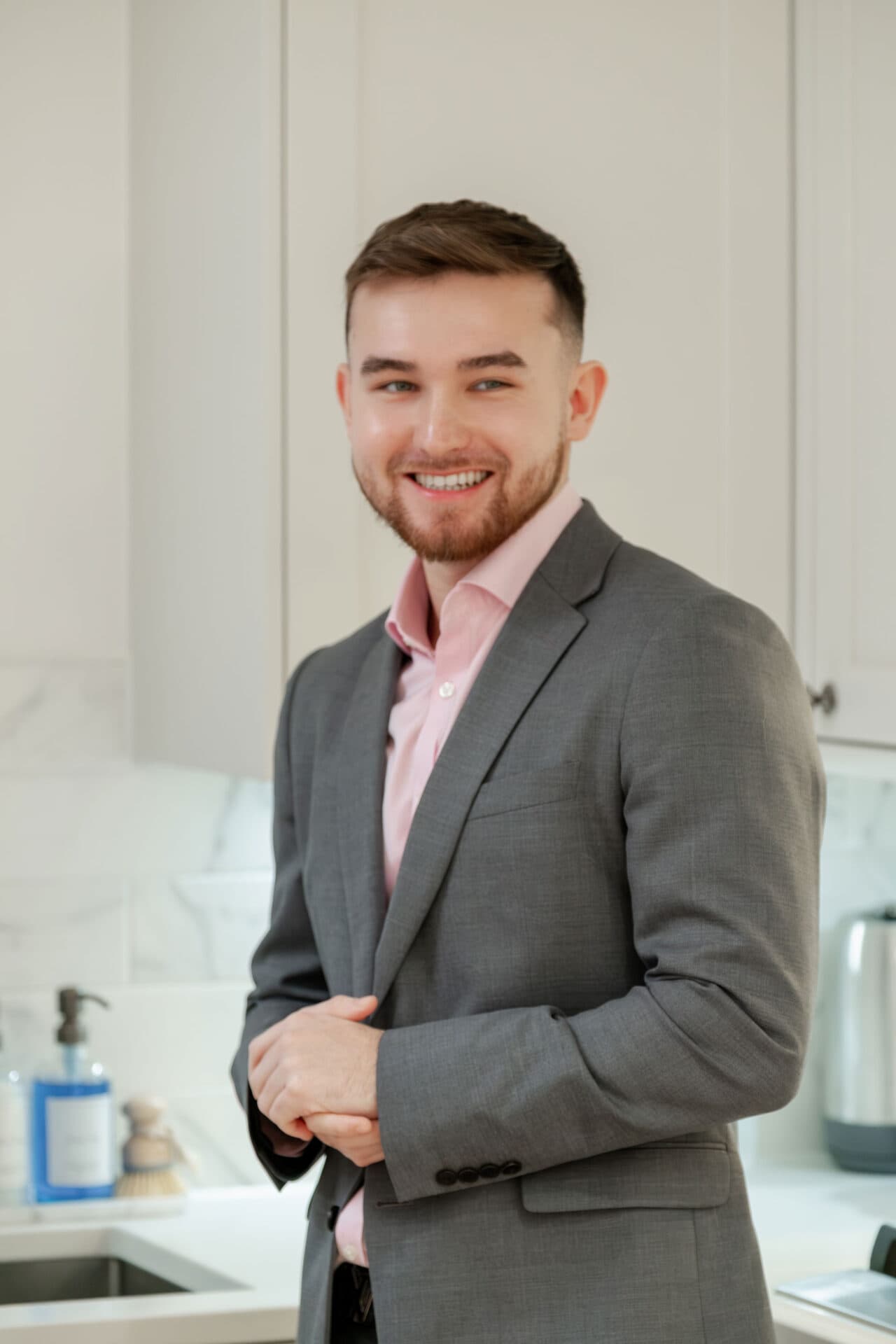 <strong>Ethan Irvine </strong>