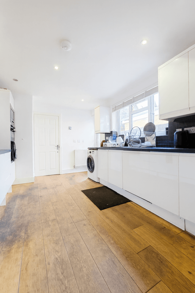 Queens Avenue, Watford, Hertfordshire, WD18 7NT
